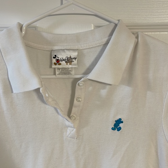 VINTAGE WALT DISNEY WORLD W/ BLUE MICKEY POLO SIZE MEDIUM - Picture 2 of 5